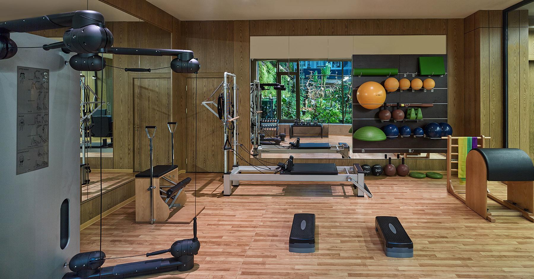 Elite World Grand Istanbul Basin Ekspres Hotel Ngoại thất bức ảnh The gym at the hotel