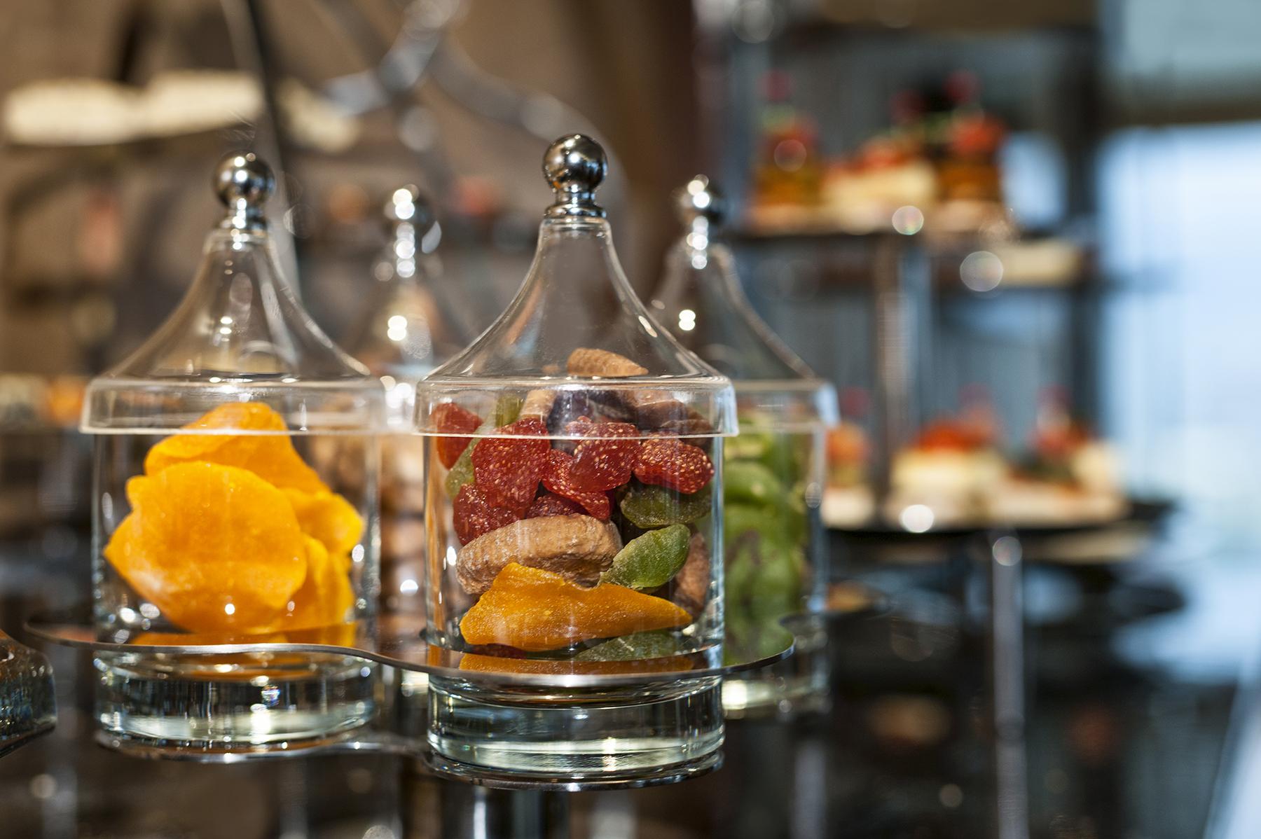 Elite World Grand Istanbul Basin Ekspres Hotel Ngoại thất bức ảnh Fruit salad
