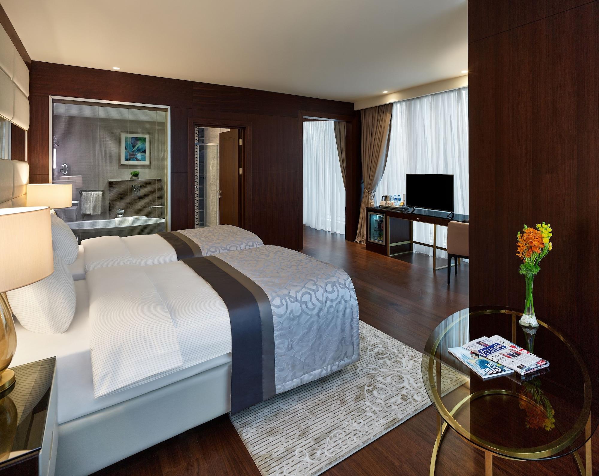 Elite World Grand Istanbul Basin Ekspres Hotel Ngoại thất bức ảnh Deluxe Suite