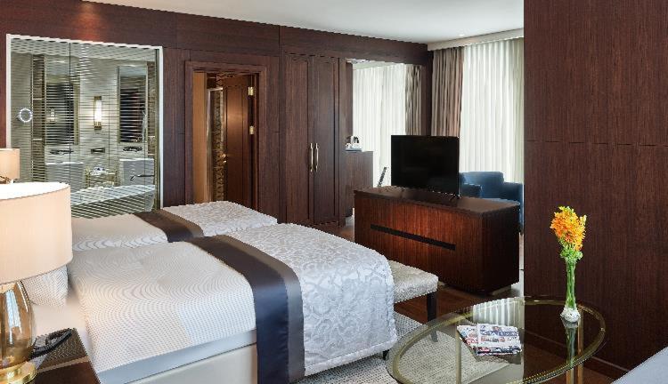 Elite World Grand Istanbul Basin Ekspres Hotel Ngoại thất bức ảnh Suite